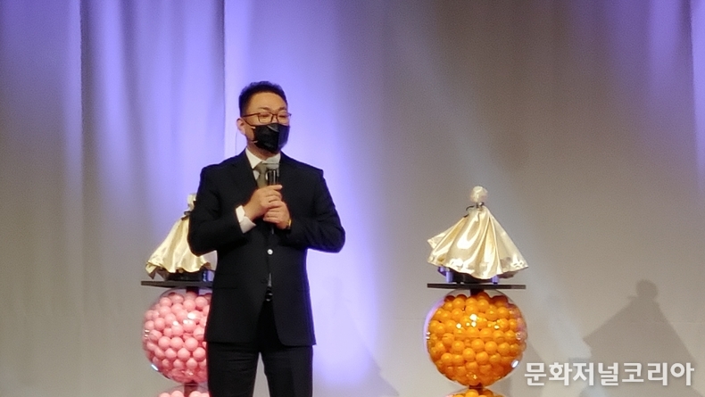 '코즈볼' 장인상 회장