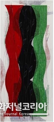 Affectionate Things 202121<br>
Hanji, String on Canvas 2021