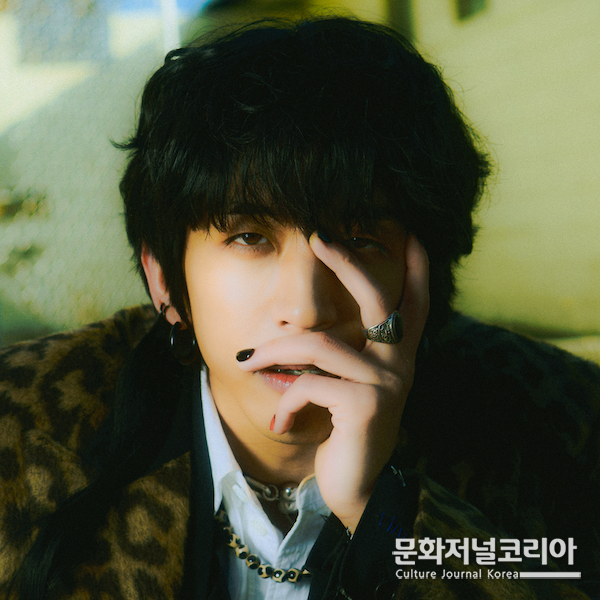이승윤 프로필사진 사진제공 : 마름모(MAREUMO)
