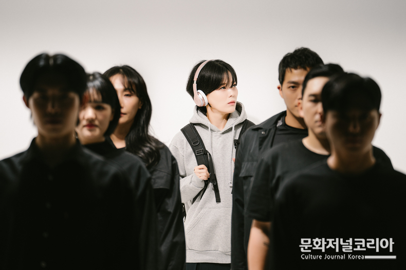 '림보' 공연사진_콤마앤드제공