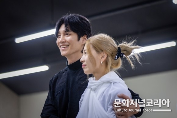 뮤지컬 '루쓰'_연습실 현장사진_힘컨텐츠제공