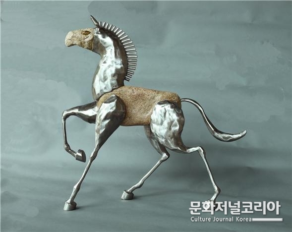 ▲ 강이수, 원시-기호-현대, 2022