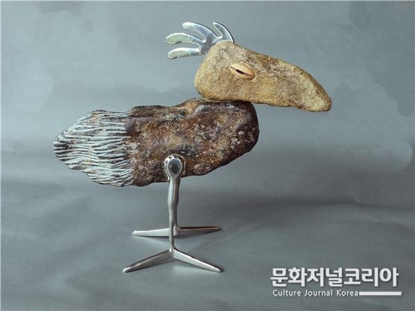 ▲ 강이수, 바라보는 새, 2022