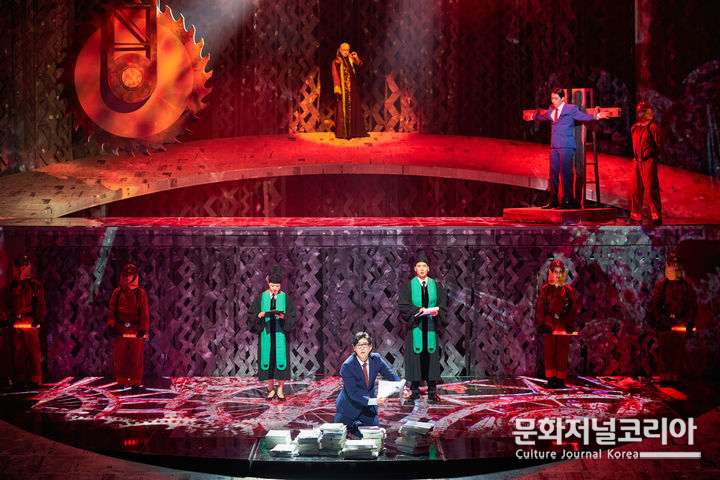 뮤지컬 '신과 함께_저승편' 공연 사진. (사진=서울예술단 제공)