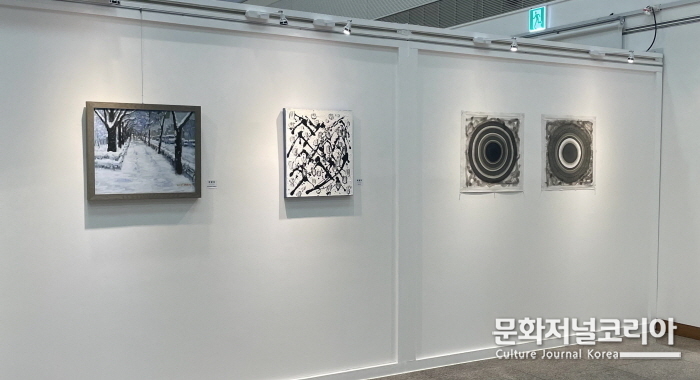 이봉희 작가 '산의 정기 작품(사진=정대감 기자)