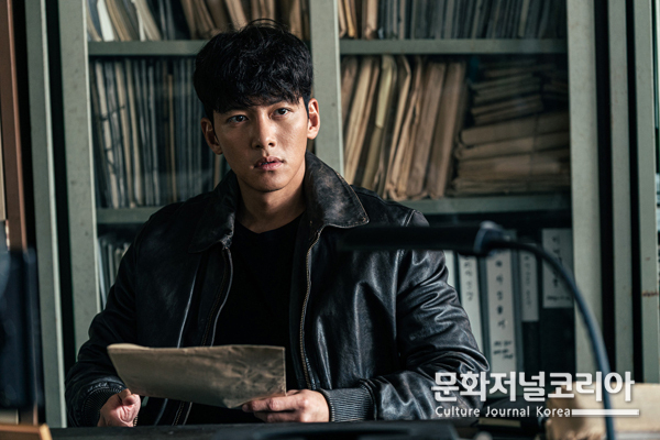지창욱이 그려낸 야누스의 얼굴