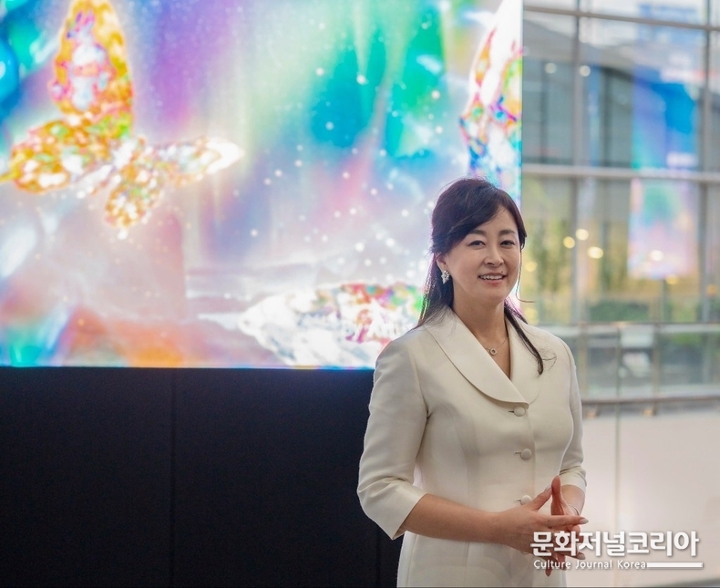 나비작가 '김현정 Navikim'