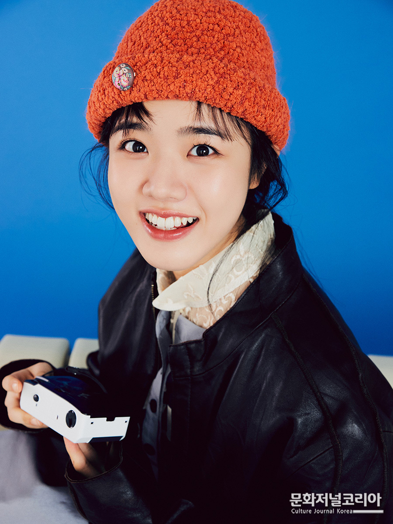 김향기, 새 프로필 사진제공=크리컴퍼니