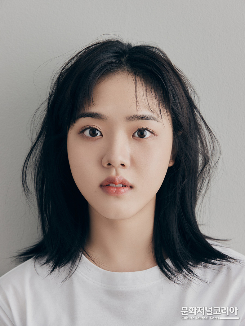 김향기, 새 프로필 사진제공=크리컴퍼니