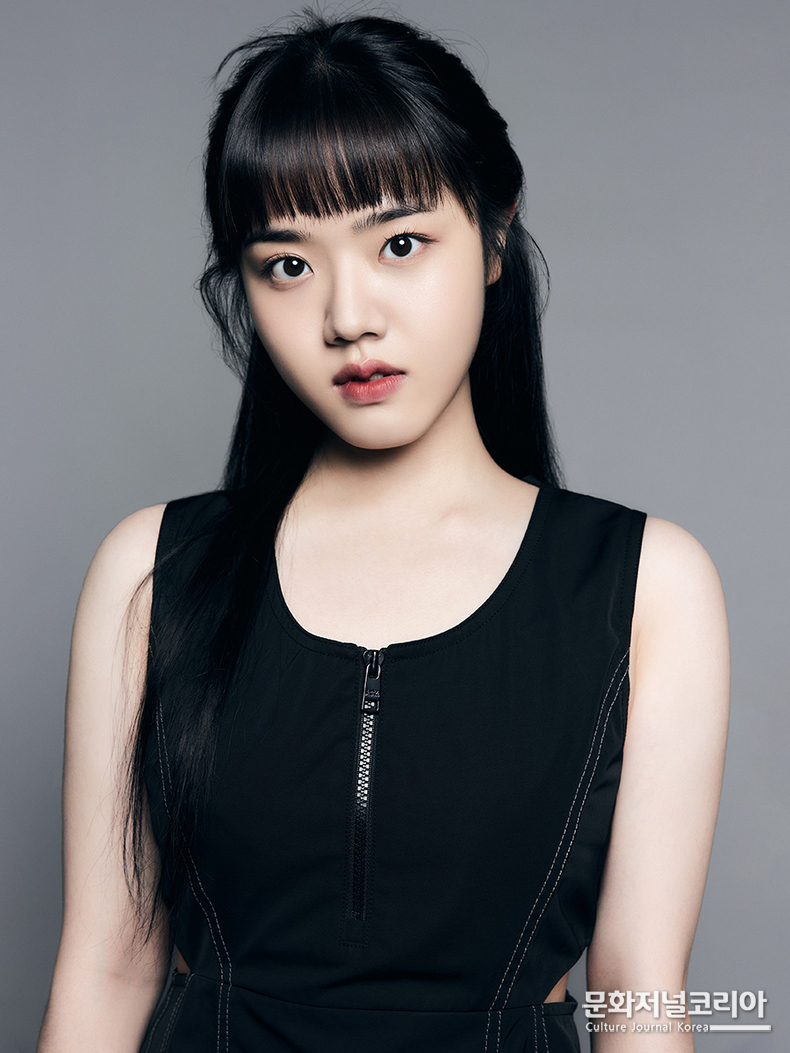 김향기, 새 프로필 사진제공=크리컴퍼니