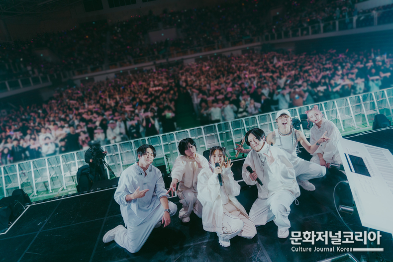 요아소비_내한_콘서트_이미지 (6)