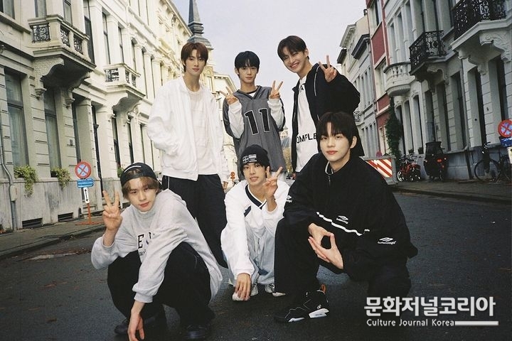  '세븐틴 동생 그룹' 투어스가 22일 데뷔한다. (사진=플레디스엔터테인먼트 제공) 