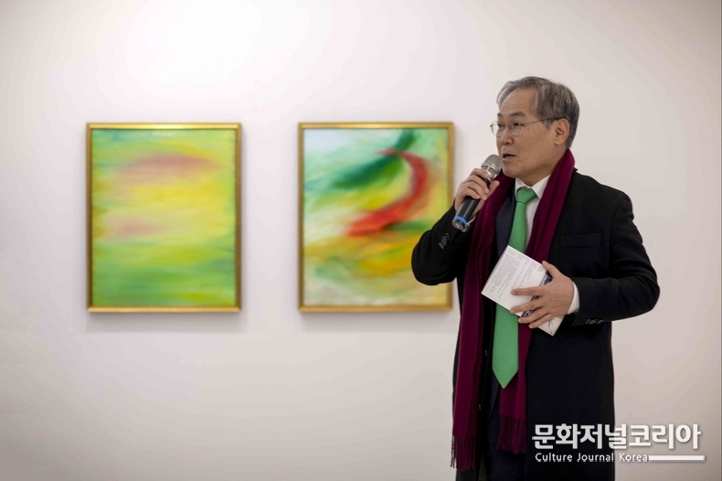 축사하는 우윤근 전 러시아대사