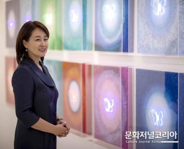 '나비킴(Navikim)' 작가 
