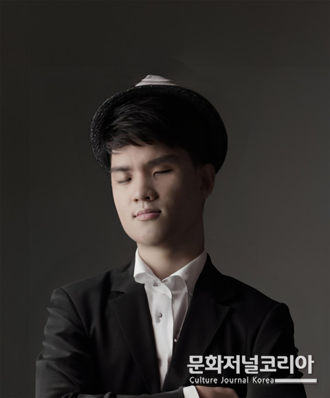 사진: 한빛예술단 소속 보컬 김지호