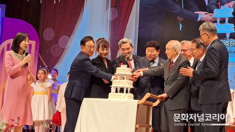 만나고 싶은사람 1,000회 축하