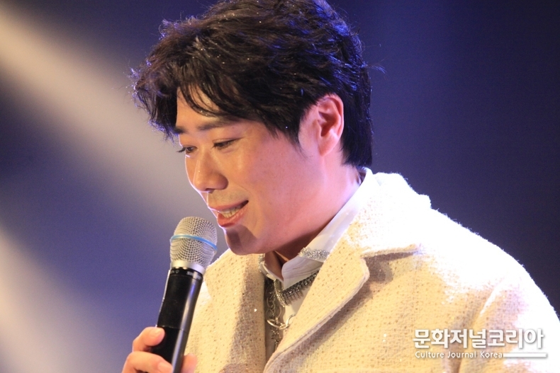 ‘행복배달부’ 가수 이용주, 