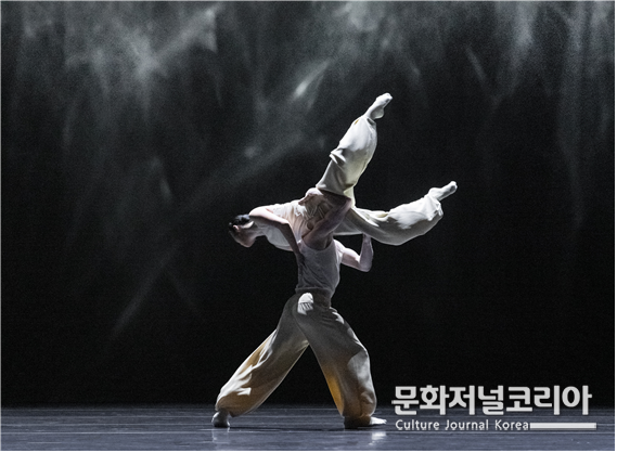 ▲이제는 북유럽까지 진출, 노르웨이국립발레단 고영서, 이번 무대에서 자신의 안무작 <Birdland> 세계 초연