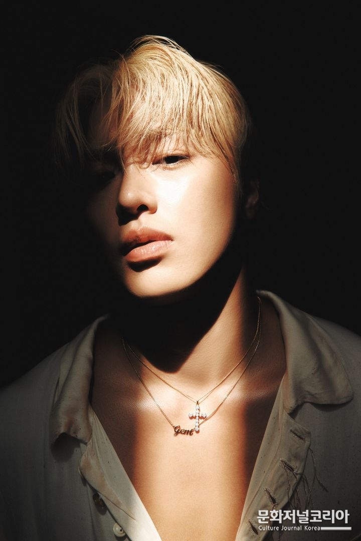 싱어송라이터 제미나이가 25일 오후 6시 새 EP '인 투 딥'을 발매한다. (사진=AT AREA(앳에어리어) 제공)