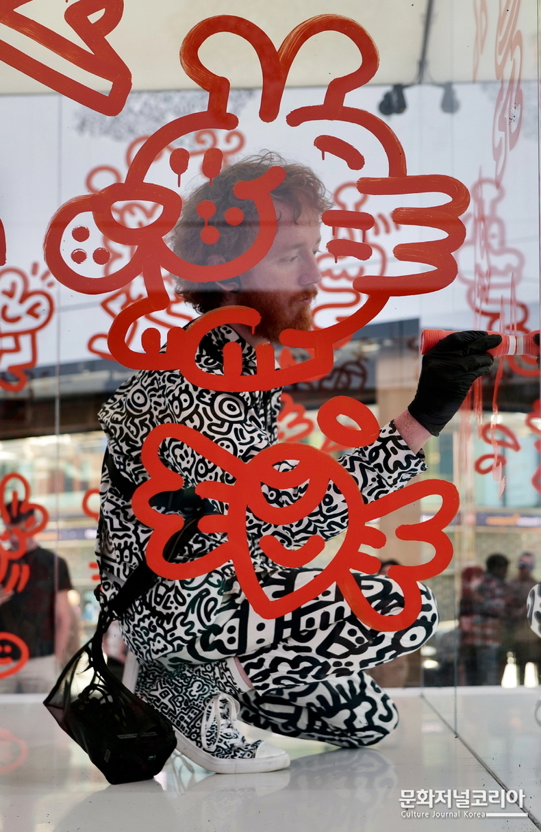 미스터 두들 Mr Doodle