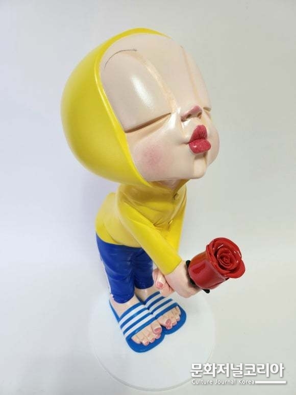 설레임_레진에_유채_Resin,_oil_2024