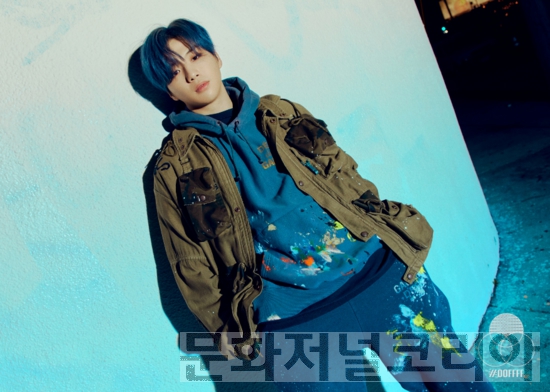 ▲ ‘분위기 장인’ 강다니엘, 관능적 무드로 시선 강탈