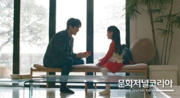 영화 '배니싱: 미제사건' 유연석 X 박소이 짝꿍 케미 스틸